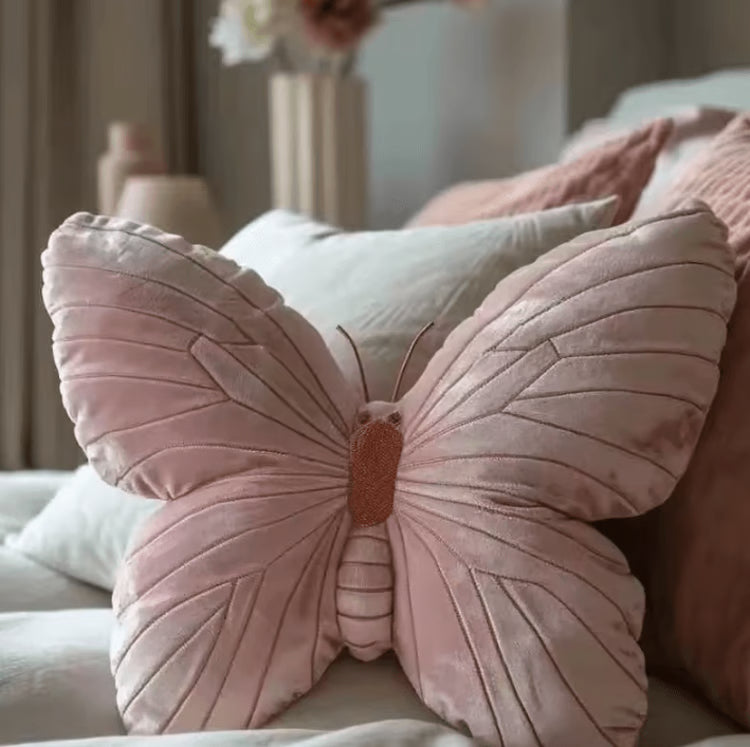 ButterflyDream Plush Decorative Throw Pillow – Pink Butterfly Cushion for Couch & Bed