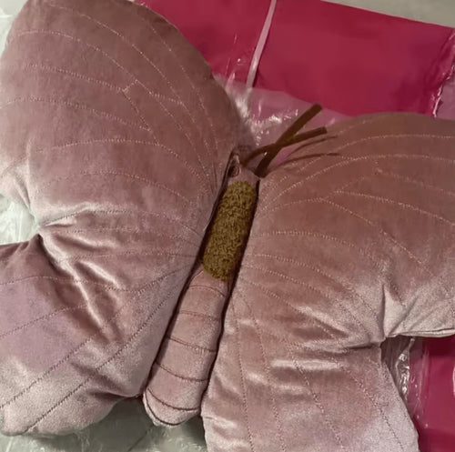 ButterflyDream Plush Decorative Throw Pillow – Pink Butterfly Cushion for Couch & Bed