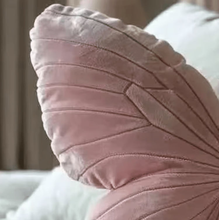 ButterflyDream Plush Decorative Throw Pillow – Pink Butterfly Cushion for Couch & Bed